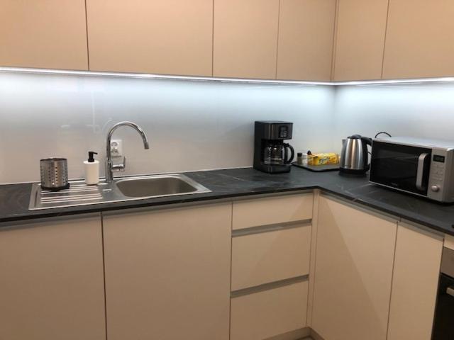 Apartament De Lux Apart 45 Grabiszynska วรอตซวาฟ ภายนอก รูปภาพ